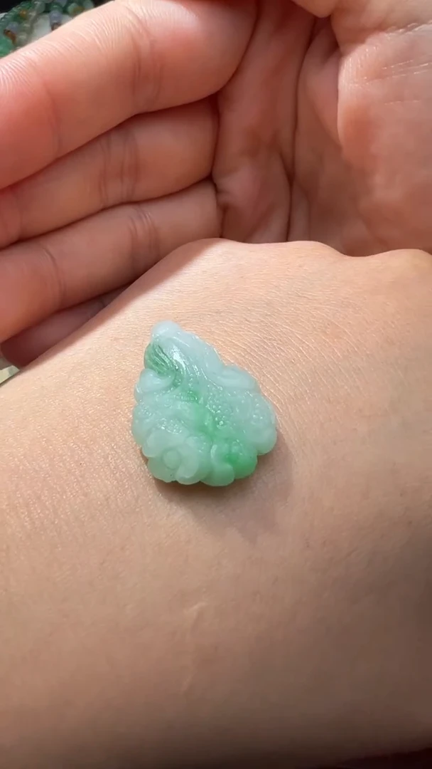 未镶嵌定制翡翠&****鲤绿白菜