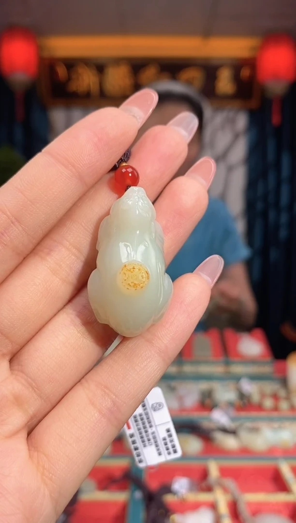 和田玉未镶嵌挂件貔貅
