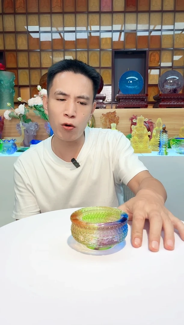 手工艺品琉璃彩色钱币聚宝盆