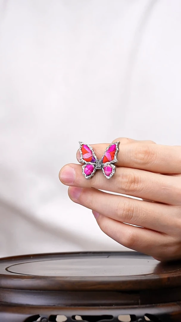 【闪购商品】刺绣黔东南苗族刺绣A238