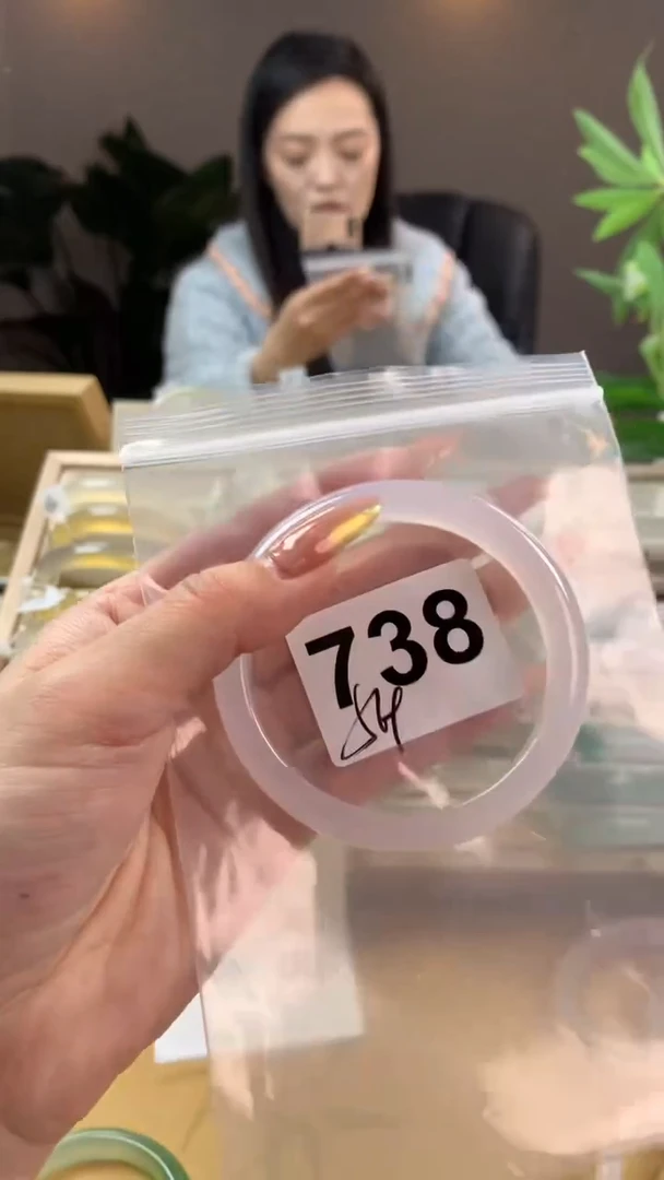 【闪购商品】玛瑙/玉髓手镯未镶嵌738