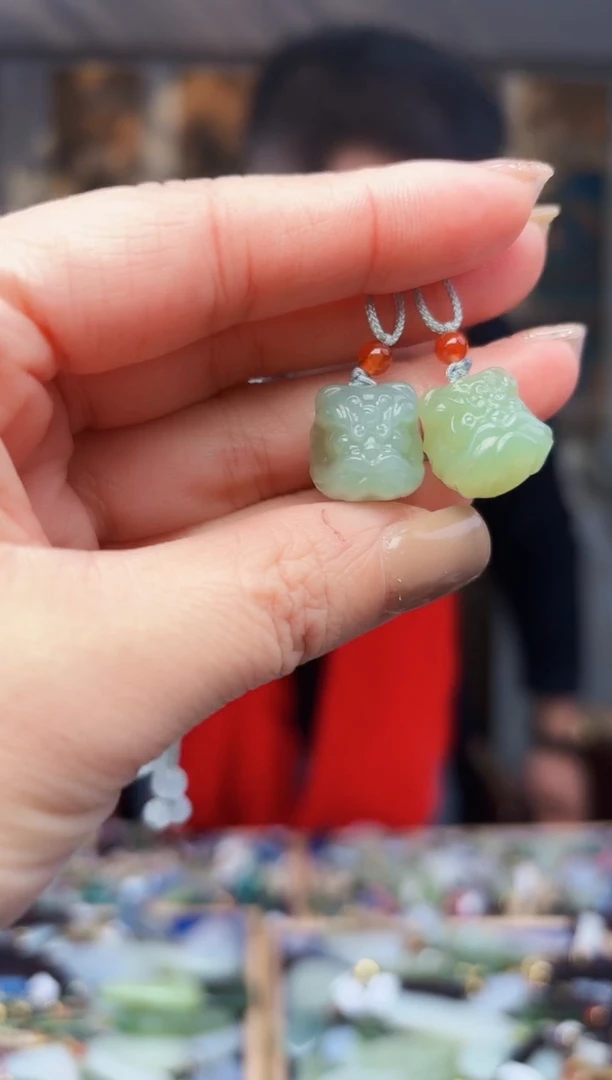 【闪购商品】和田玉挂件未镶嵌拍一发一多样性发货