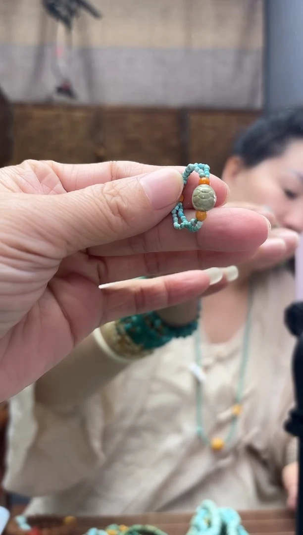 蜜蜡颈饰未镶嵌多样性发一件设计款 福甲戒指