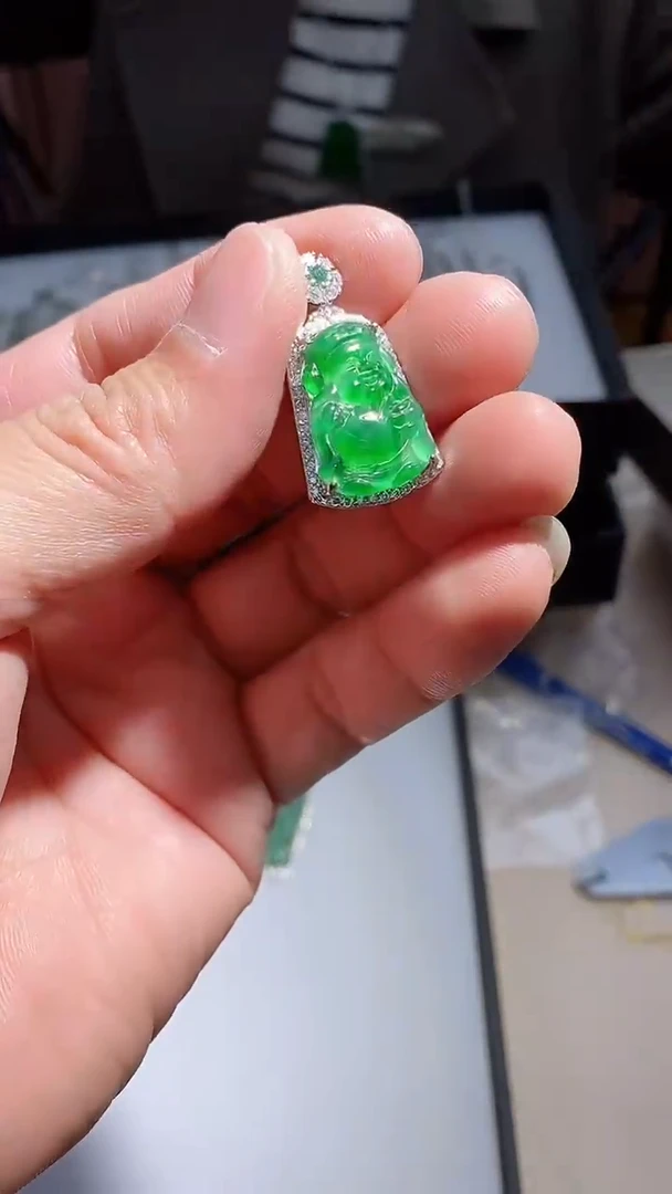 【闪购商品】翡翠吊坠(不含链)未镶嵌多样性发其一【87】