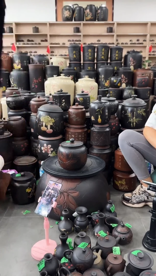 罐瑕疵茶叶罐  苹果荷花  556