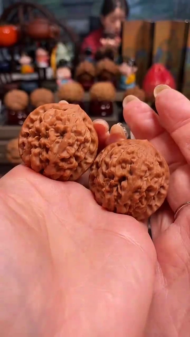 【闪购商品】文玩核桃把件A940龙墩39