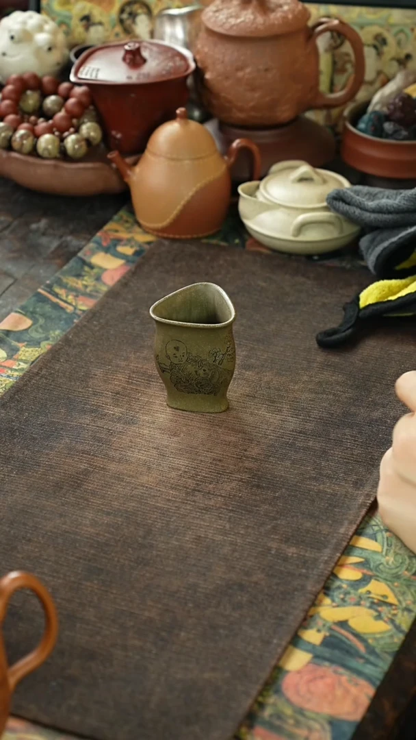 微念堂青段刻绘紫砂杯