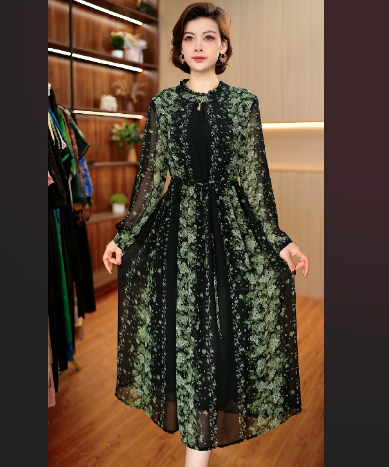 9552-15新款女士连衣裙