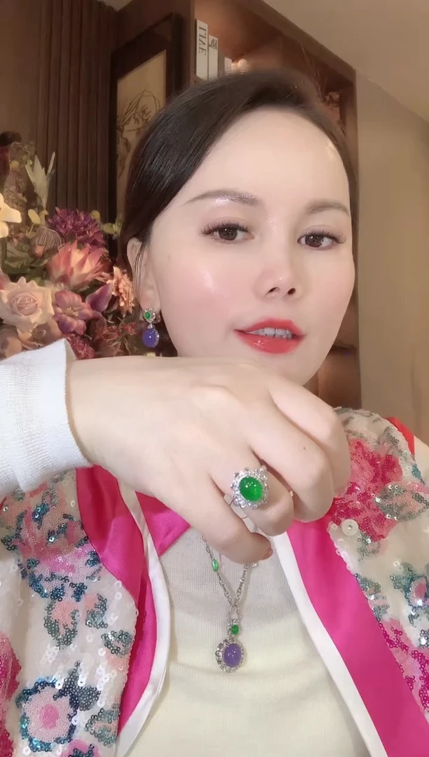 18K金镶嵌戒指翡翠A59