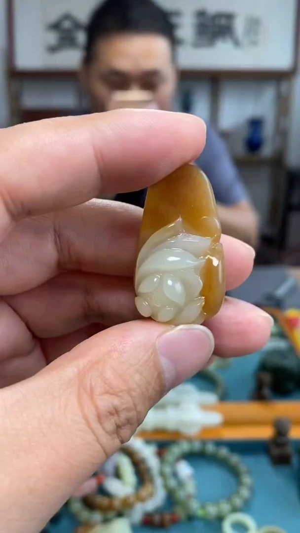 颈饰未镶嵌和田玉115