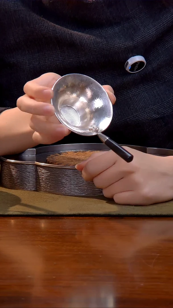 大千手作 牛角 金蟾 足银 茶漏