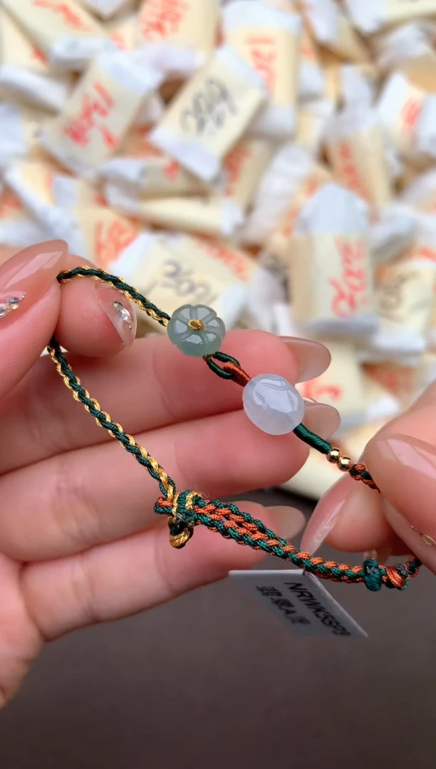 【闪购商品】翡翠手绳未镶嵌— 81