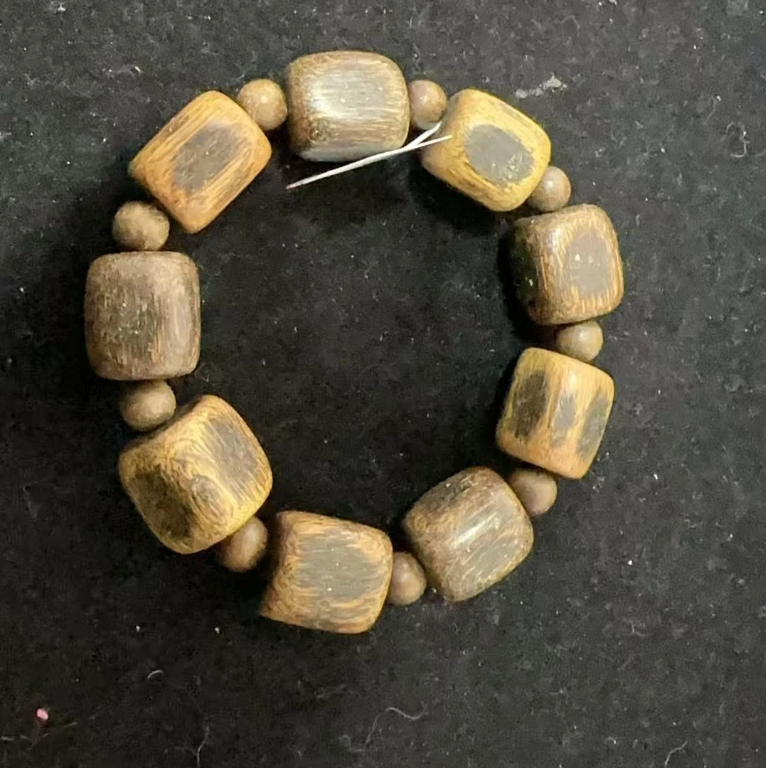 W104福来精选沉香20mm