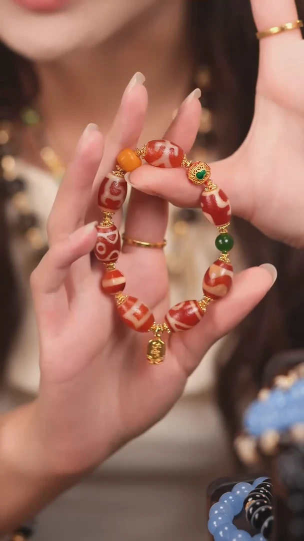 玛瑙/玉髓颈饰未镶嵌传世珠宝