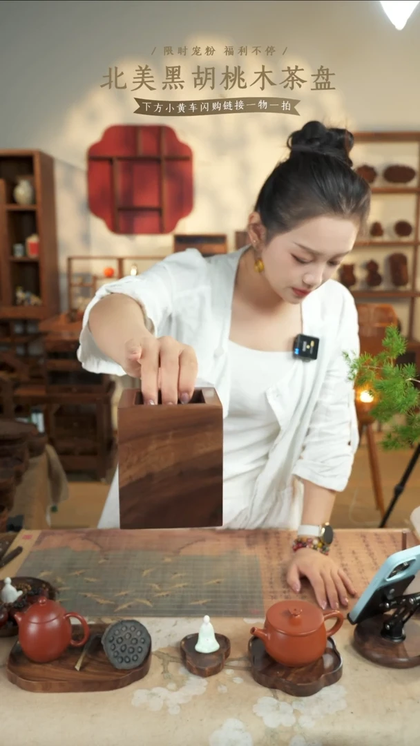 北美黑胡桃木笔筒611