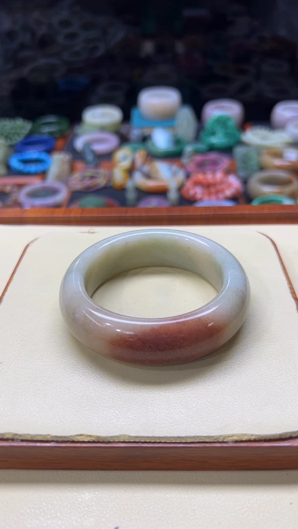 未镶嵌手镯石英质玉红*果097
