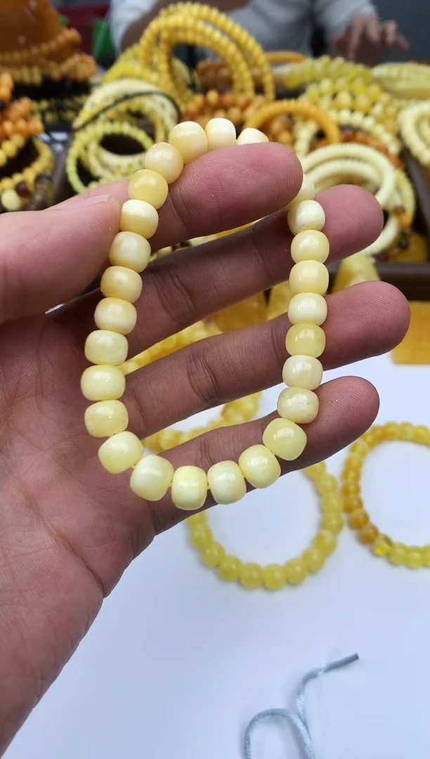 裸石琥珀未镶嵌手串