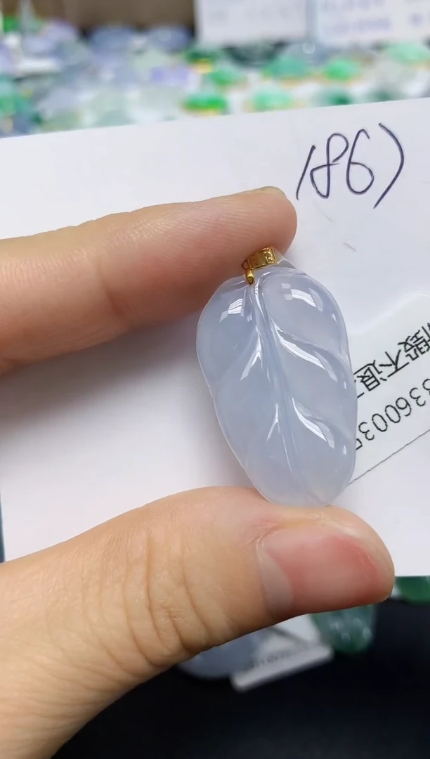 翡翠18K金镶嵌颈饰天然缅甸翡翠A货