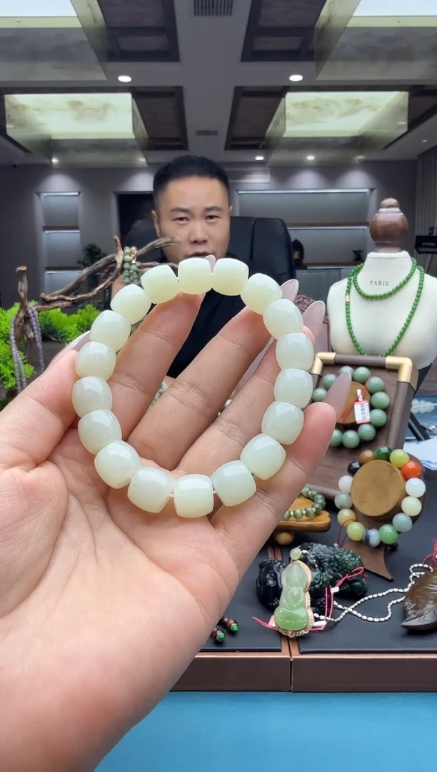 未镶嵌手串和田玉sls