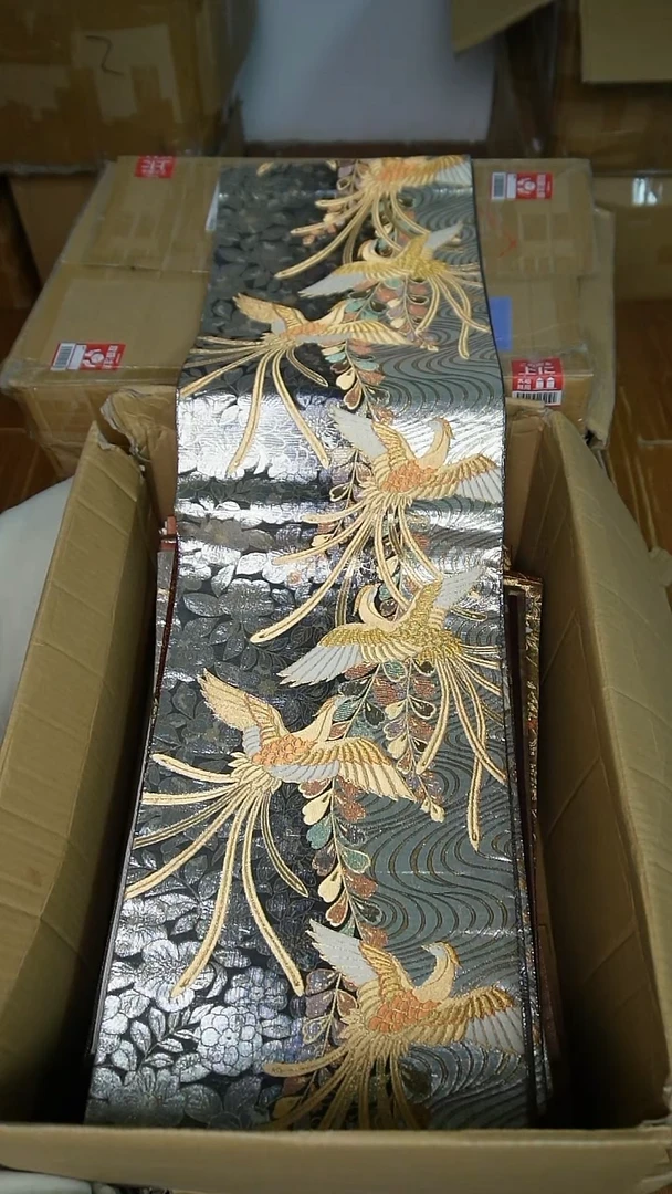 织绣恩**贝织金石花紫藤凤凰