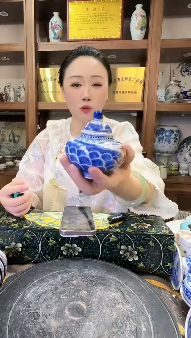 摆件A564景德镇制瓷器一件