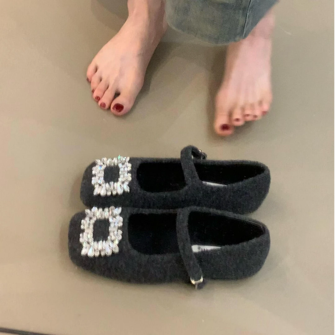 啄木鸟平底秋冬季新款加绒方扣水钻毛毛鞋女款百搭玛丽珍保暖棉鞋