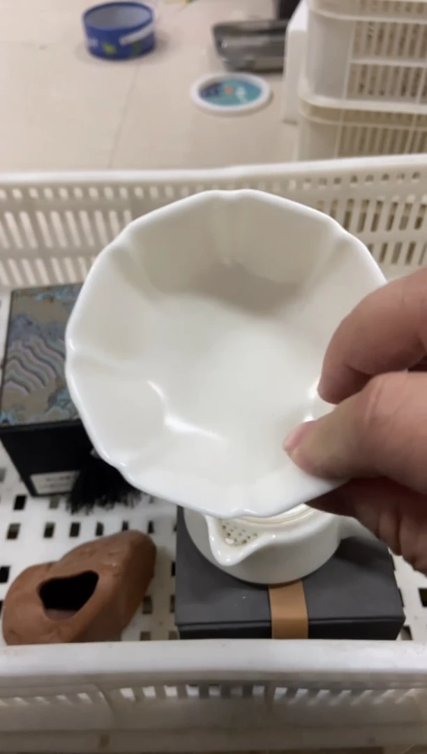 杯子瓷无运费险有瑕疵的摄影的产品有使用过的痕迹有点脏介意勿拍