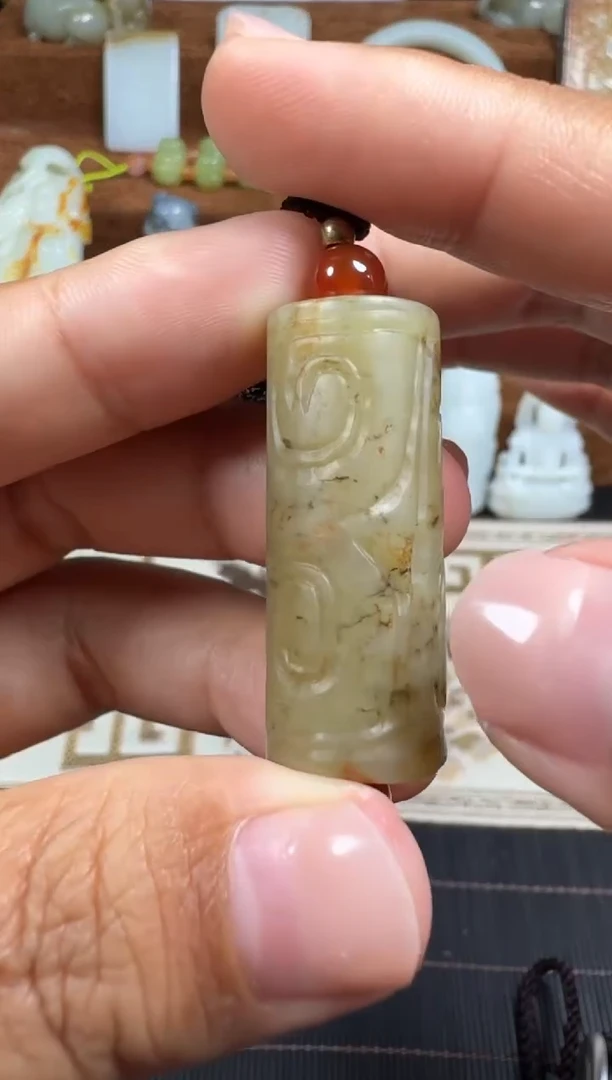 颈饰未镶嵌和田玉1