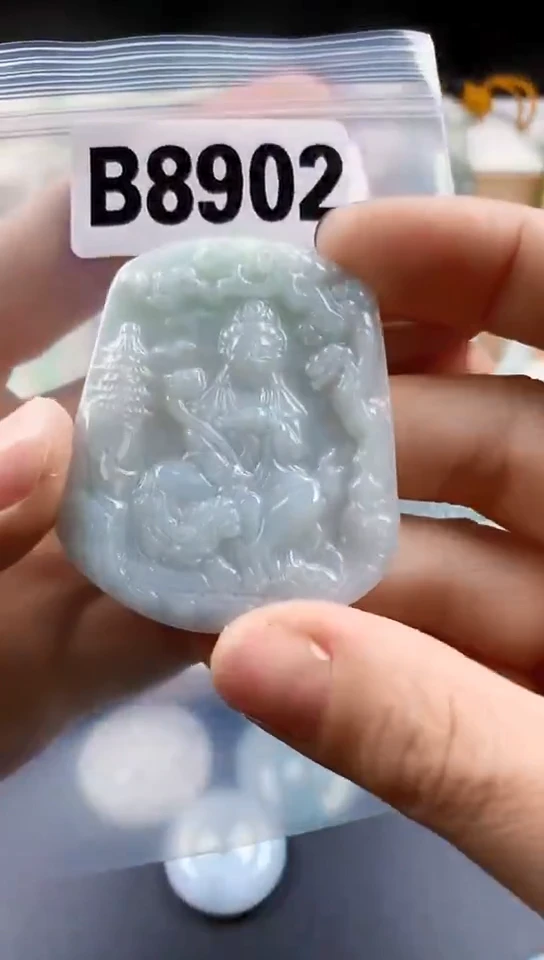 颈饰未镶嵌翡翠天然翡翠吊坠挂件