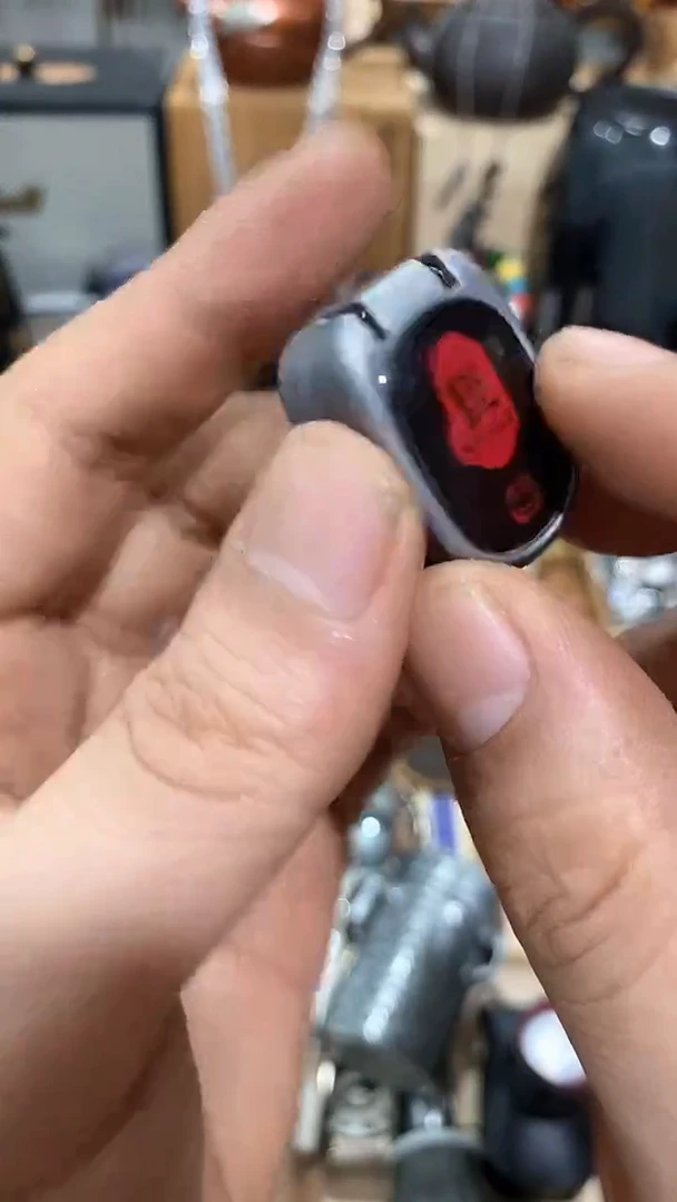 瓷片闪购商品   如图所示