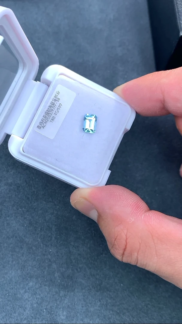 绿柱石裸石0.85克拉