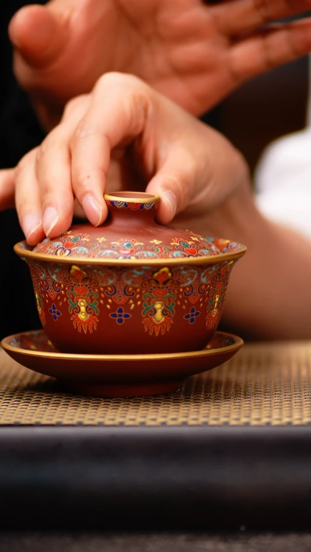 YHY107珐琅三才盖碗