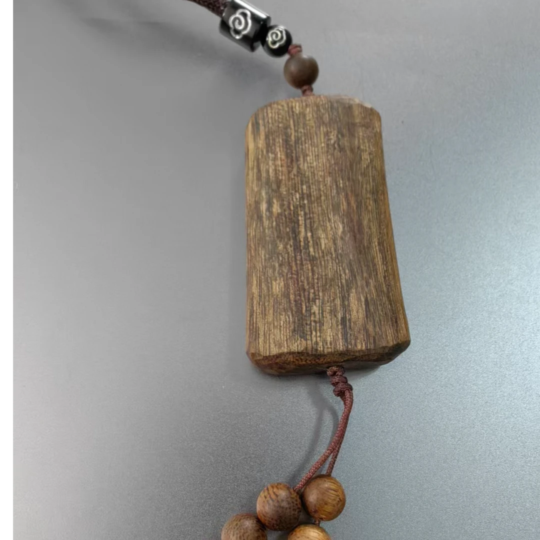 越南野生沉香吊坠CX-7(51mm*26mm*11mm)