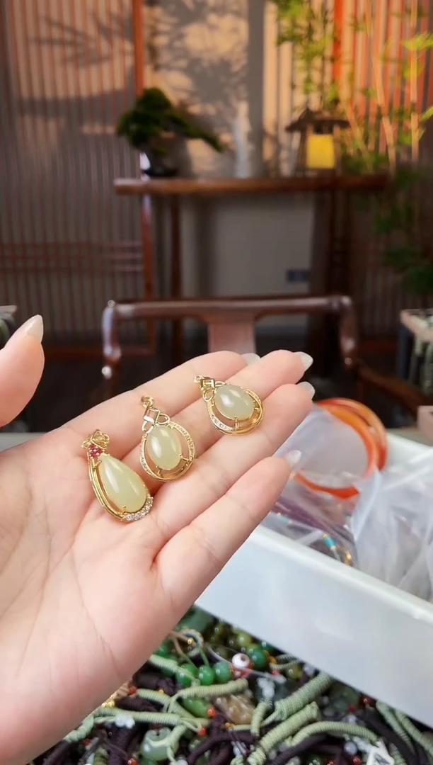 颈饰未镶嵌和田玉多样性发货拍一发一
