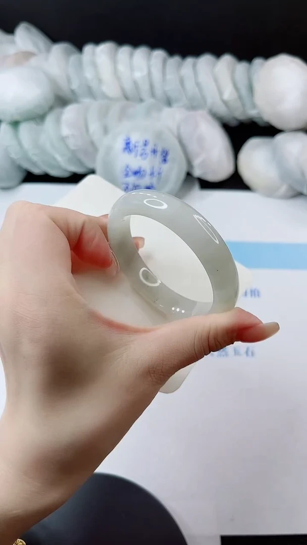 未镶嵌手镯石英质玉多样性发货L391