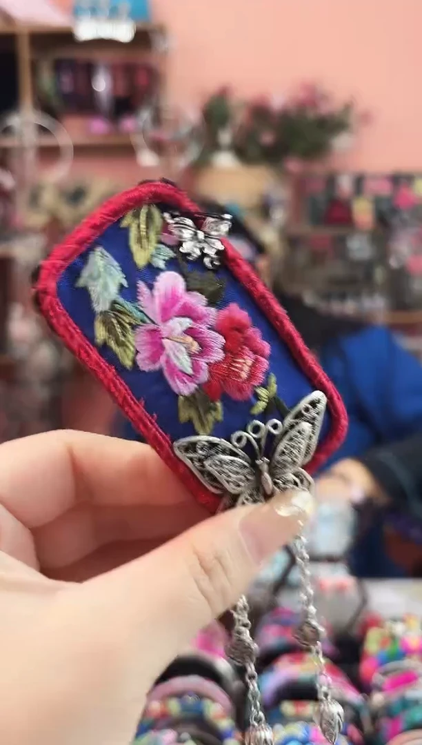 艺枝独绣手工饰品28