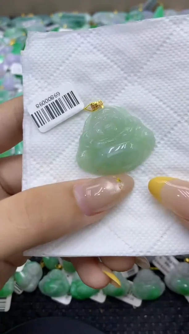 颈饰未镶嵌翡翠天然缅甸翡翠A货
