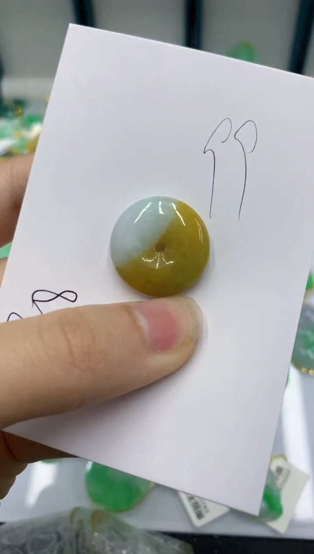 颈饰未镶嵌翡翠11111111111