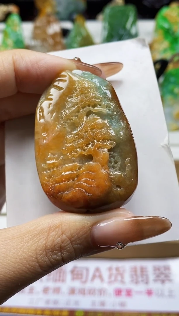 颈饰未镶嵌翡翠翡翠A货
