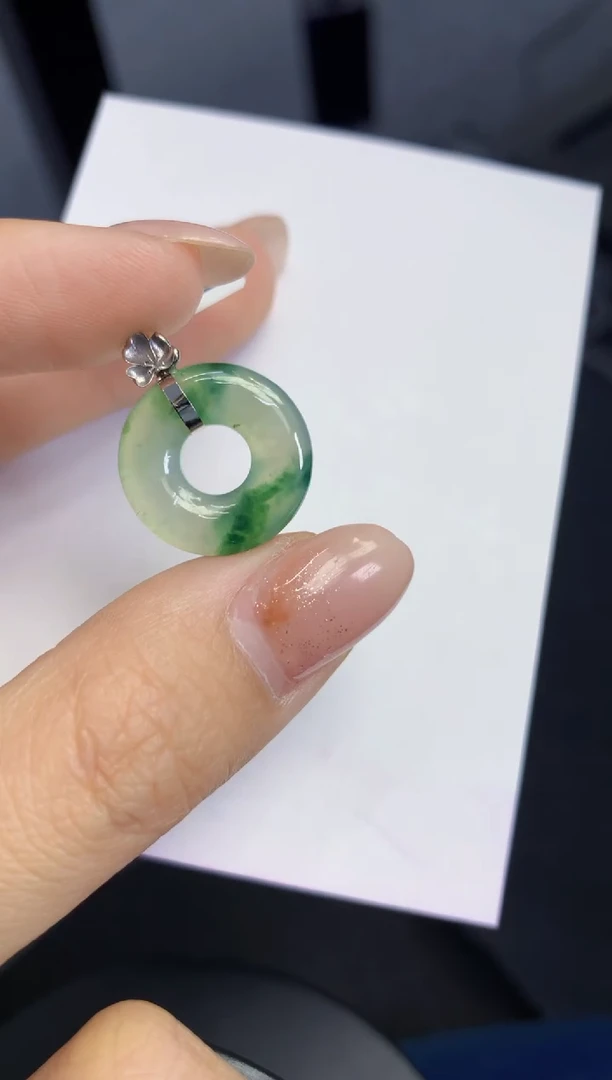 颈饰18K金镶嵌翡翠天然A货缅甸翡翠百元以上9元证书费自理