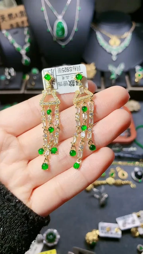 【闪购商品】翡翠耳饰银S925镶嵌耳饰