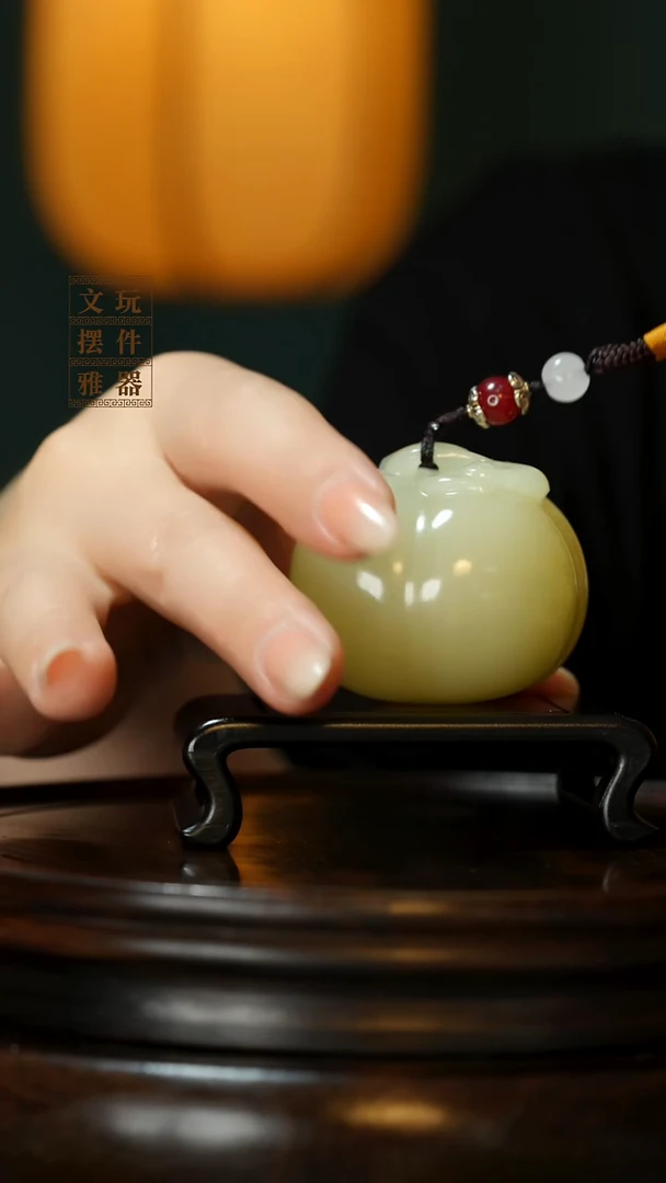 玉《柿柿如意》手把件摆件