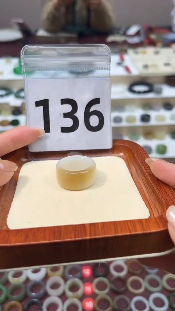 【闪购商品】和田玉戒指未镶嵌港码15号，内径17.3mm