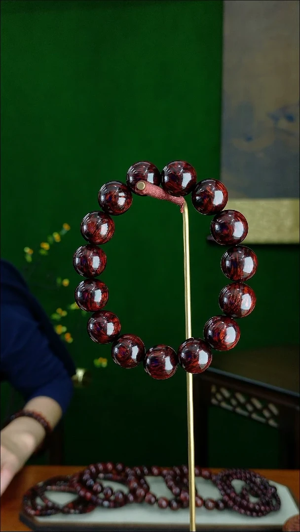 花梨木类海南红降1.5满芝麻点 精品