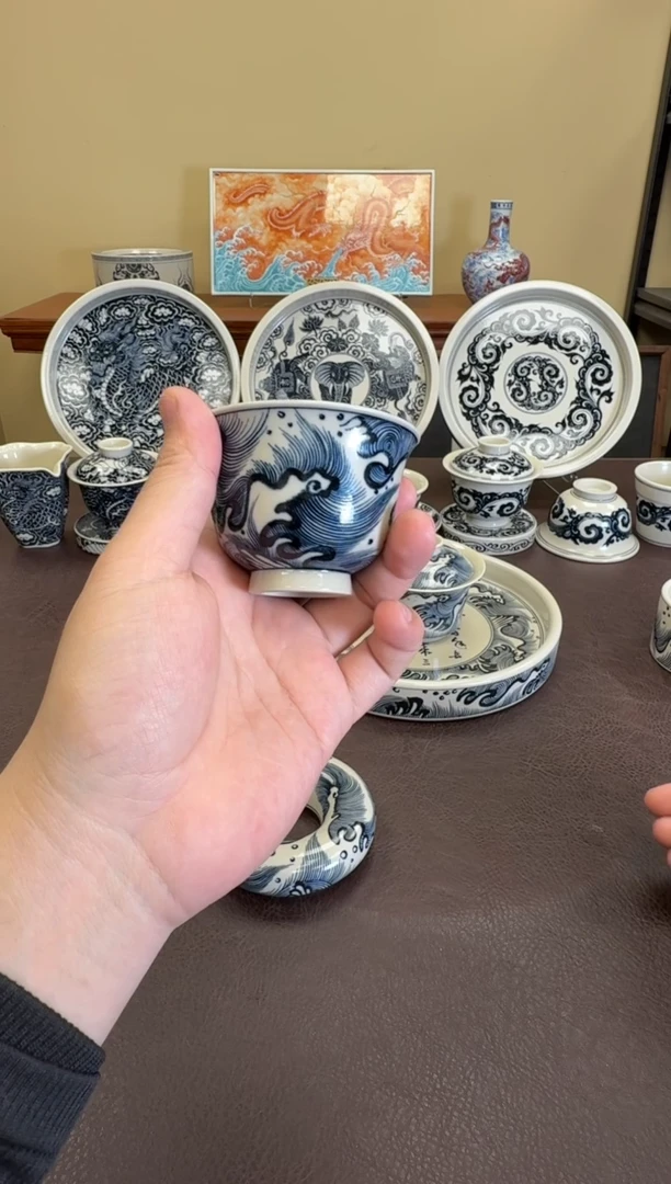 二号釉纯海浪纹铃铛杯