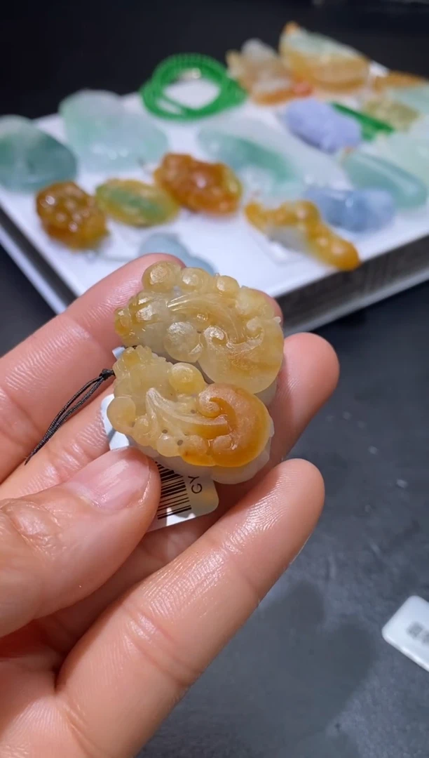 【闪购商品】定制翡翠未镶嵌翡翠毛货~