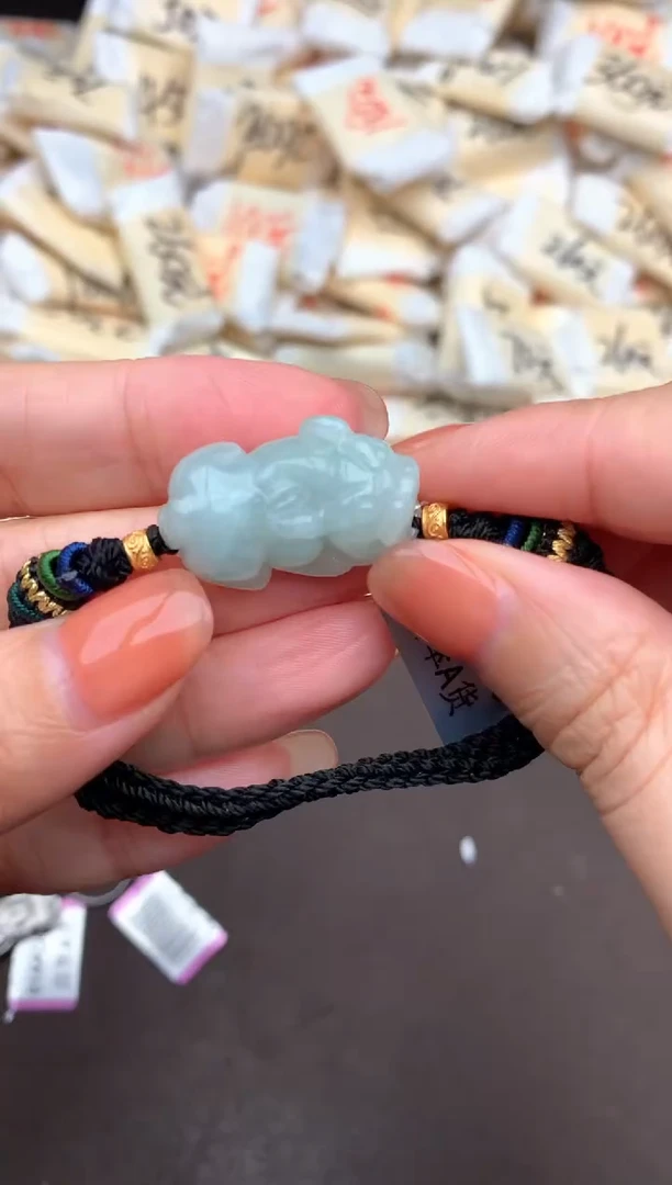 未镶嵌挂件翡翠一