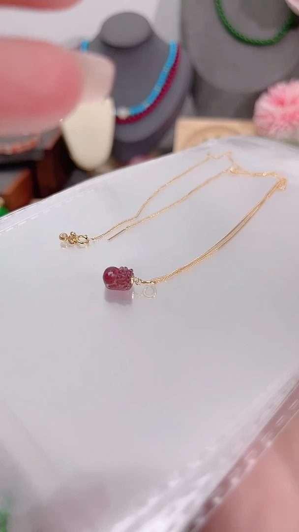 颈饰18K金镶嵌碧玺貔貅350