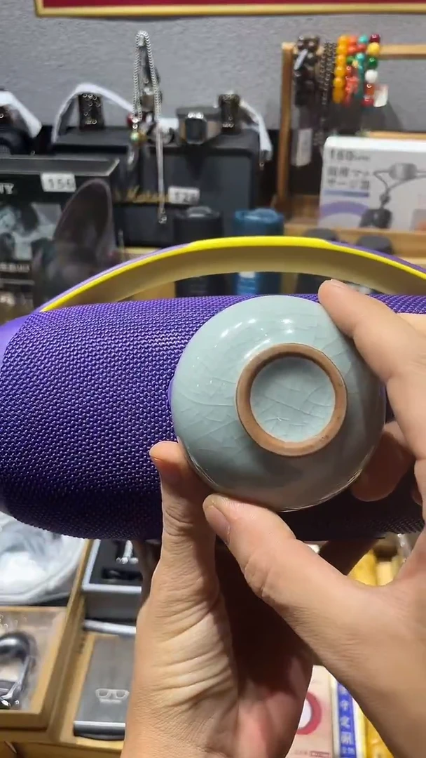 瓷片闪购商品 如图所示
