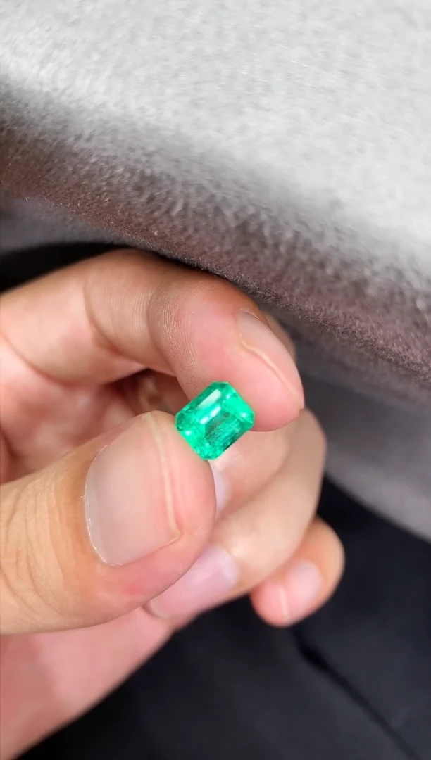裸石祖母绿...j-80 1.72ct glby 送吉尔得